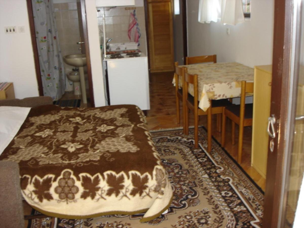 Apartments Vjera Krk Town Bilik gambar